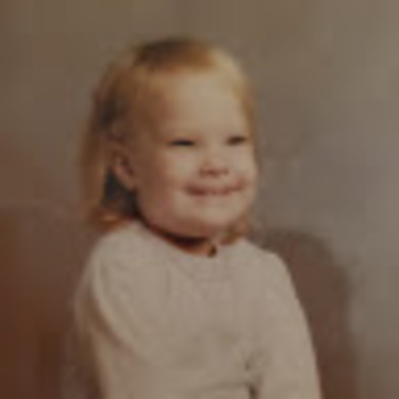 Meet your Posher, Audrey - Picture 1 of 1